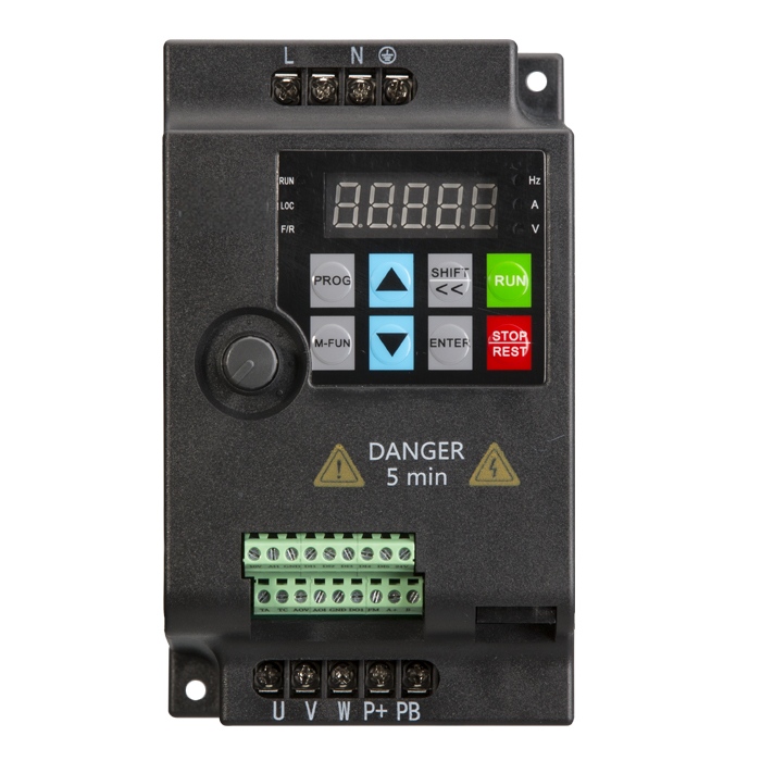 BWI780单相迷你变频器0.75-2.2kw